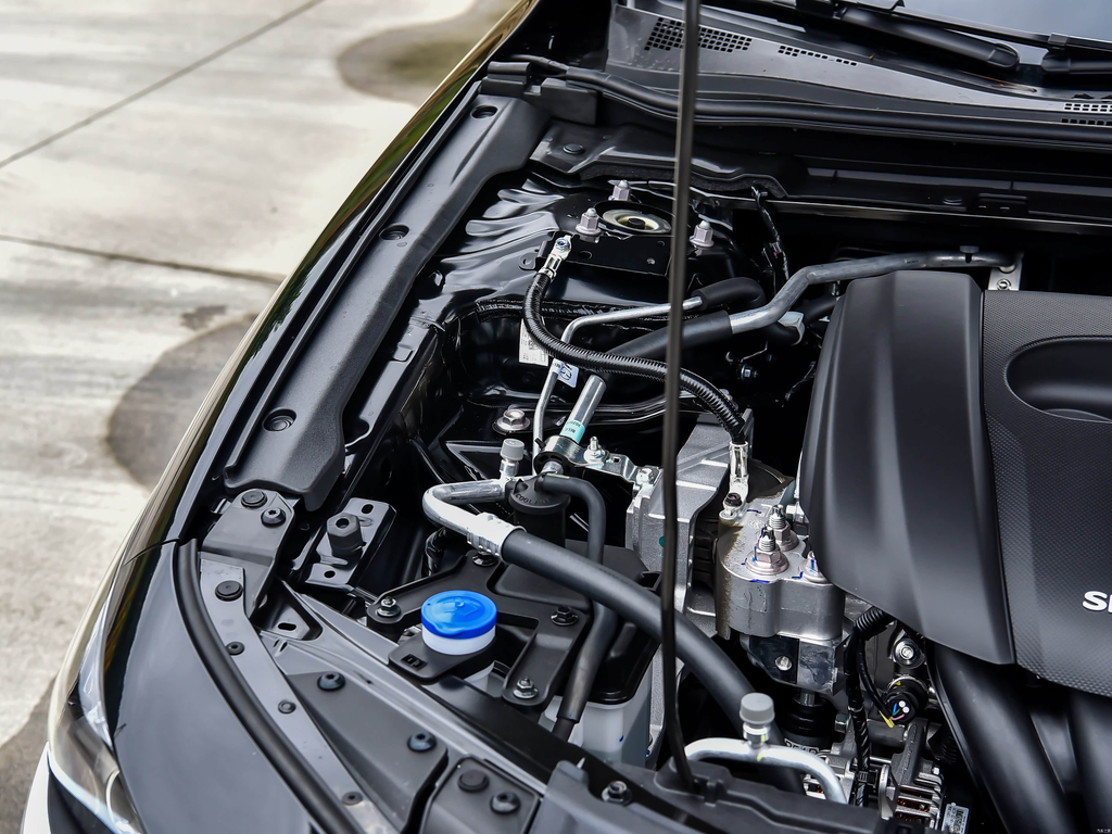 Mazda 3 Axela 2025 1.5L MT Quality