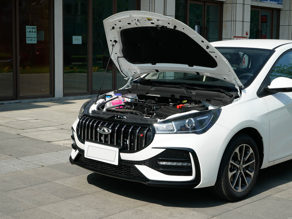 Chery Arrizo 5 2025 1.5L MT Style