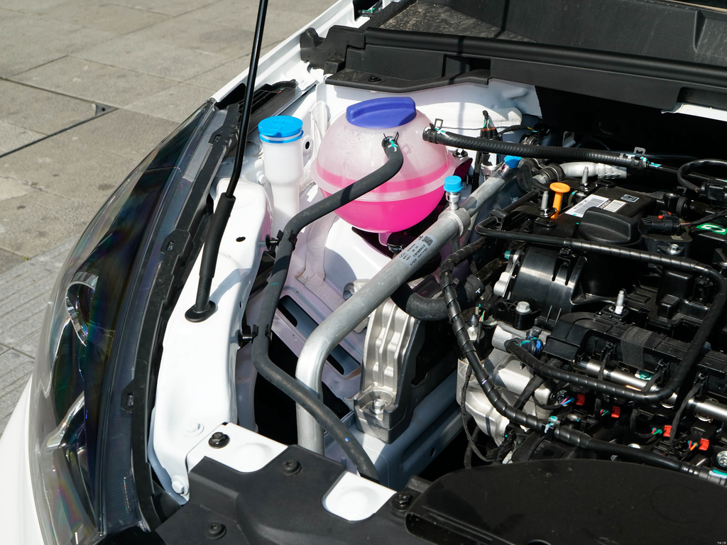 Chery Arrizo 5 2025 1.5L MT Style
