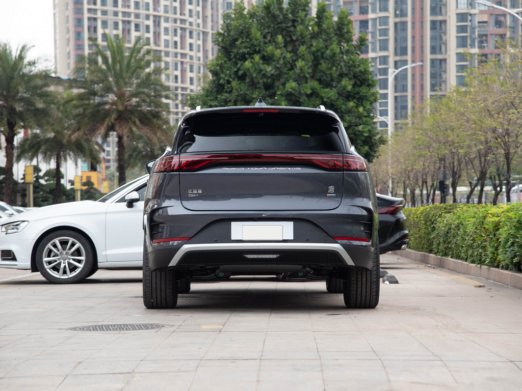 BYD Tang 2025 Smart Drive DM-i 115KM Premium
