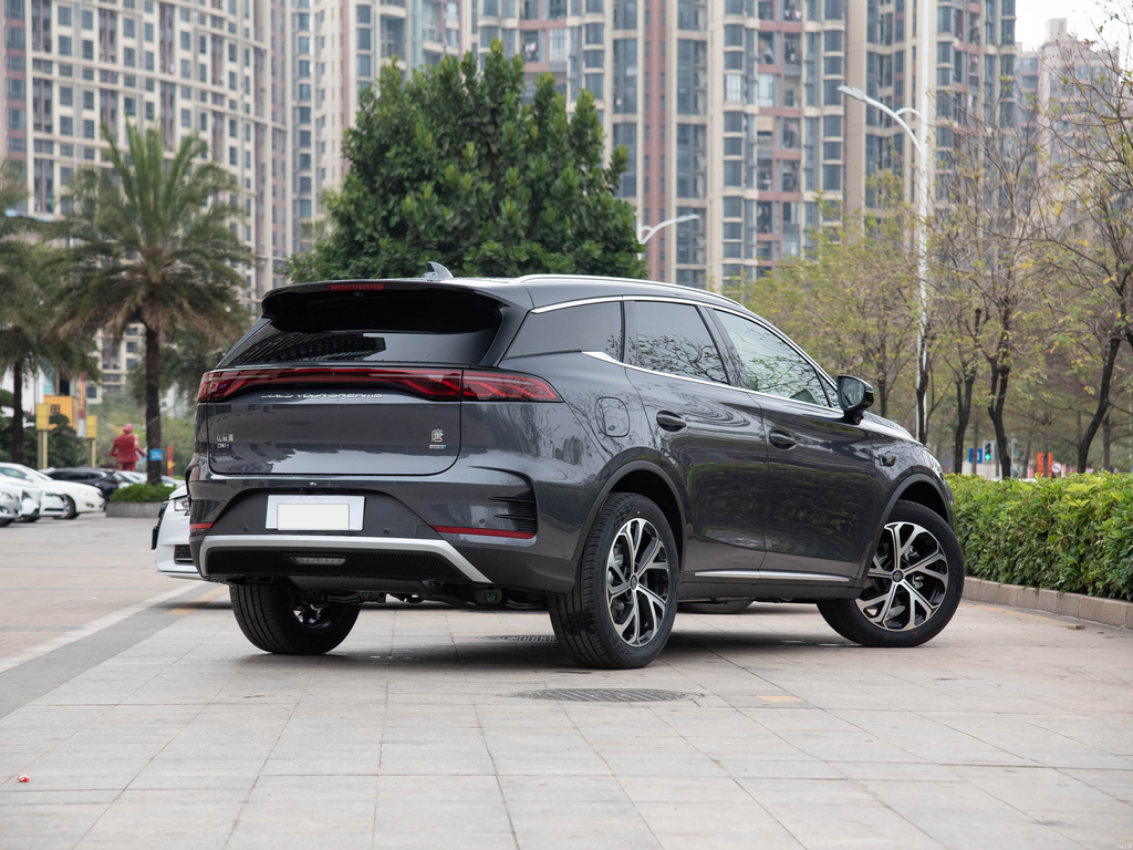 BYD Tang 2025 Smart Drive DM-i 115KM Premium