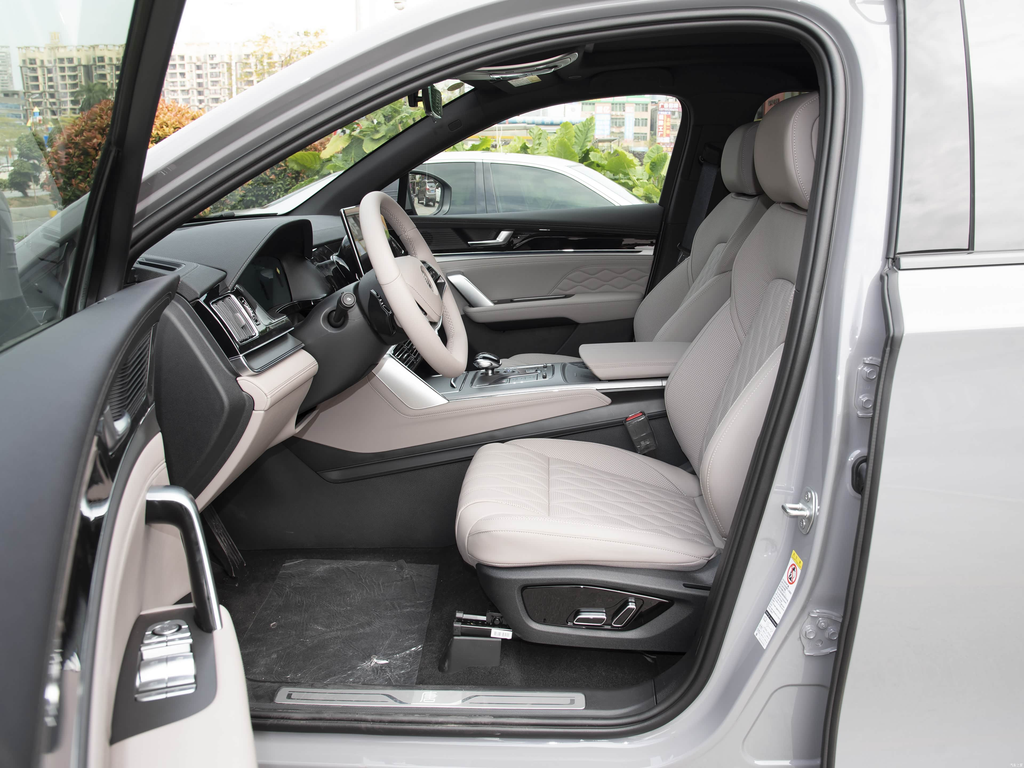 BYD Tang 2025 Smart Drive DM-i 115KM Premium