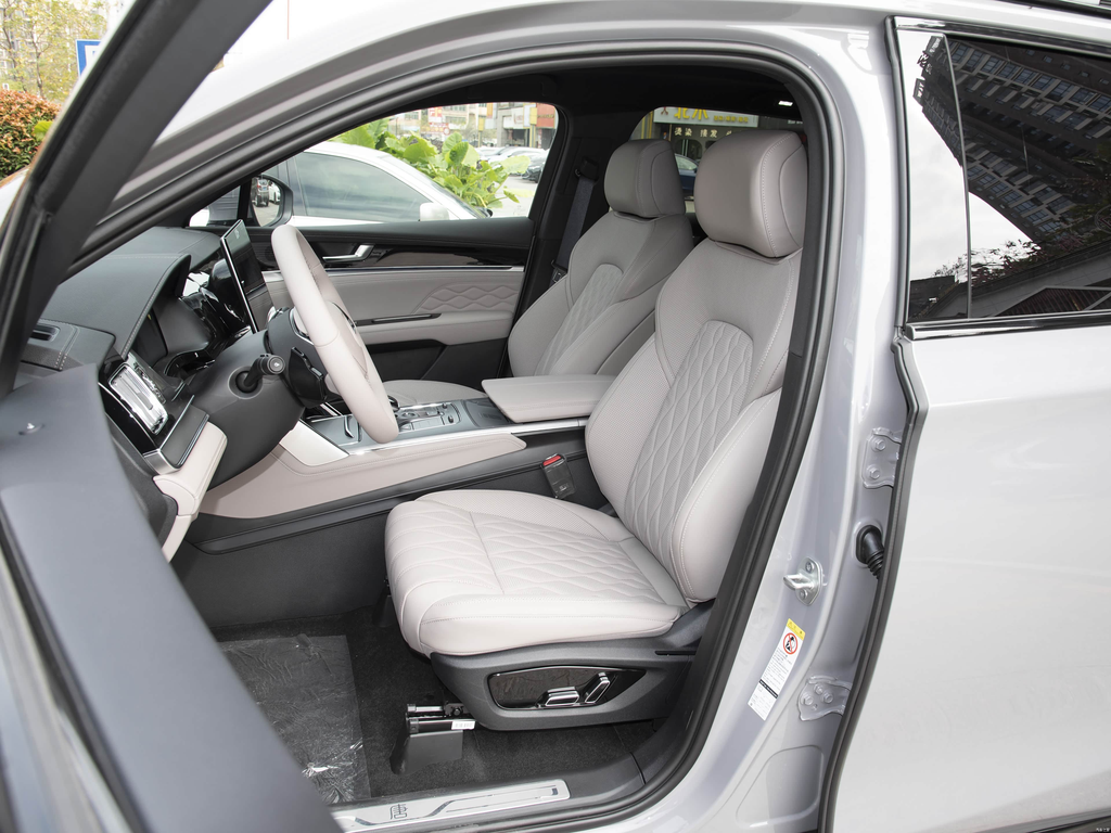 BYD Tang 2025 Smart Drive DM-i 115KM Premium