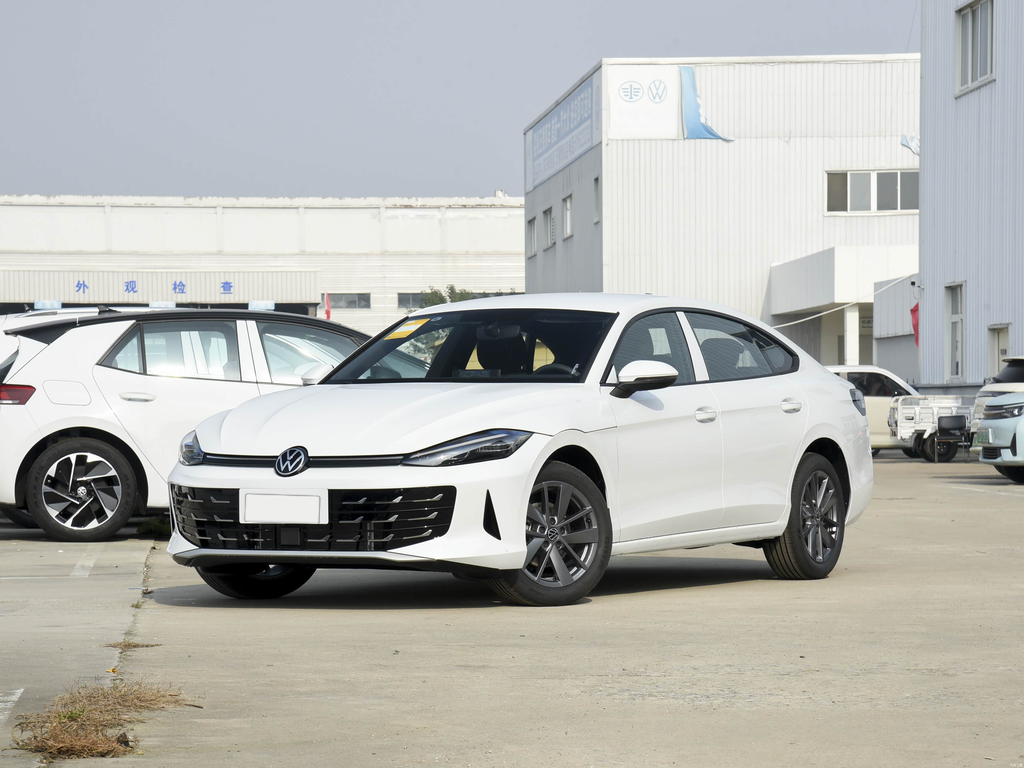 Volkswagen Lamando L 2026 300TSI Sense