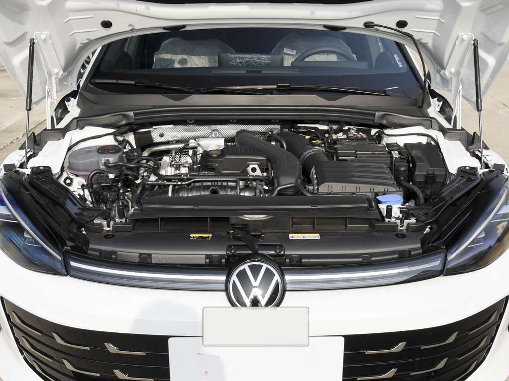 Volkswagen Lamando L 2026 300TSI Sense
