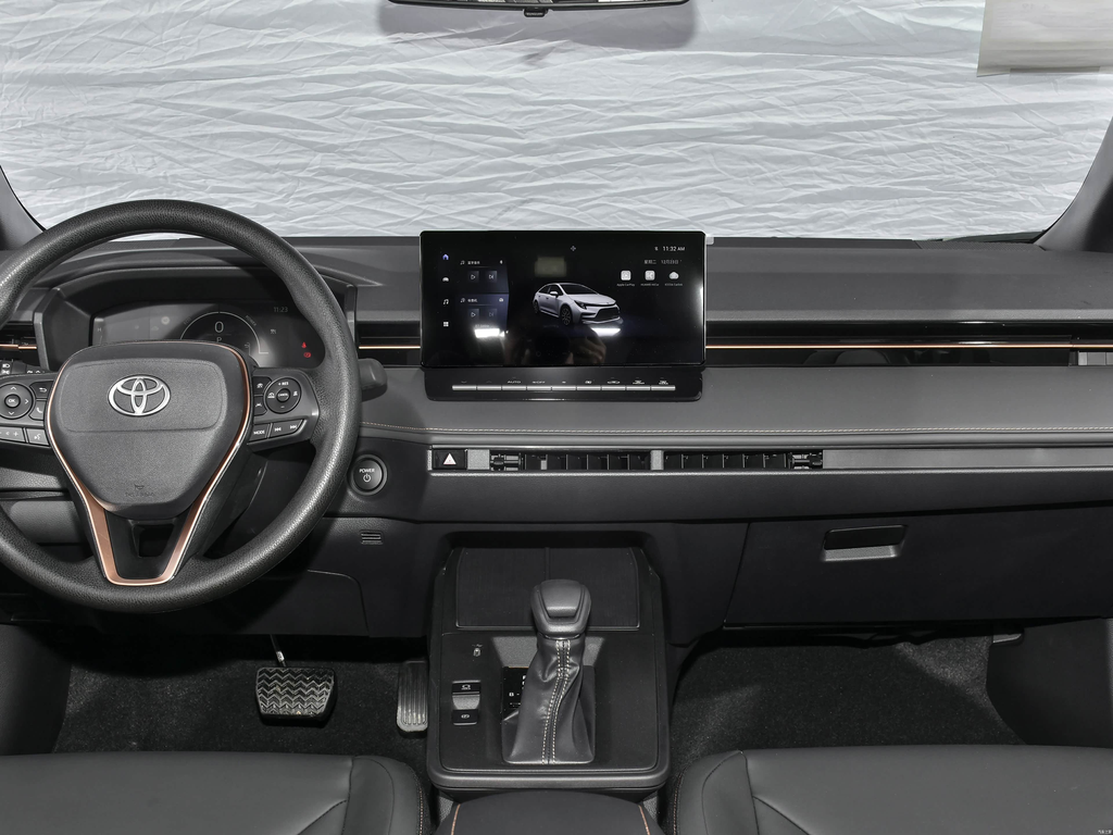 Toyota Levin L 2026 Hybrid 1.8L Leading