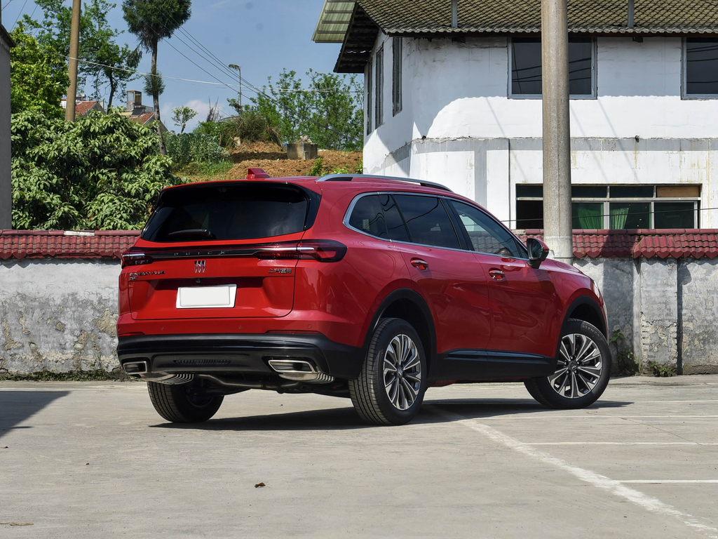 Buick Envision Plus 2026 28T 2WD Platinum