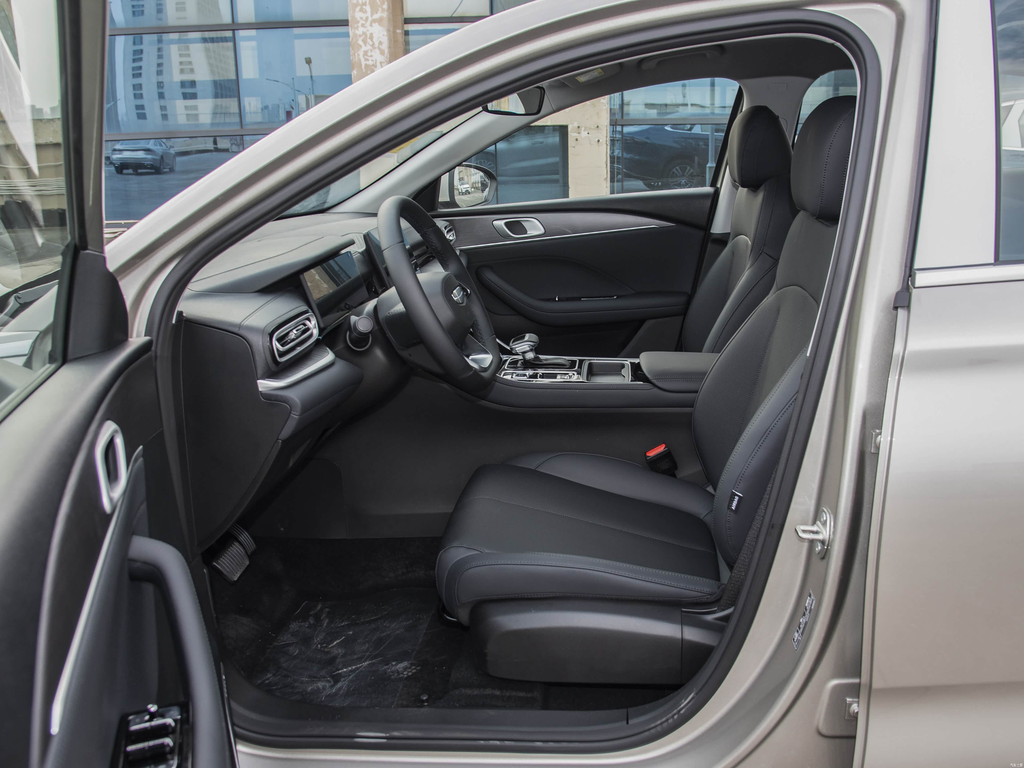 Geely Emgrand Gen5 2026 1.5L CVT Luxury