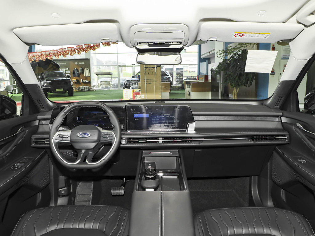 Ford Edge L 2026 2.0T EcoBoost 2WD 7-seat