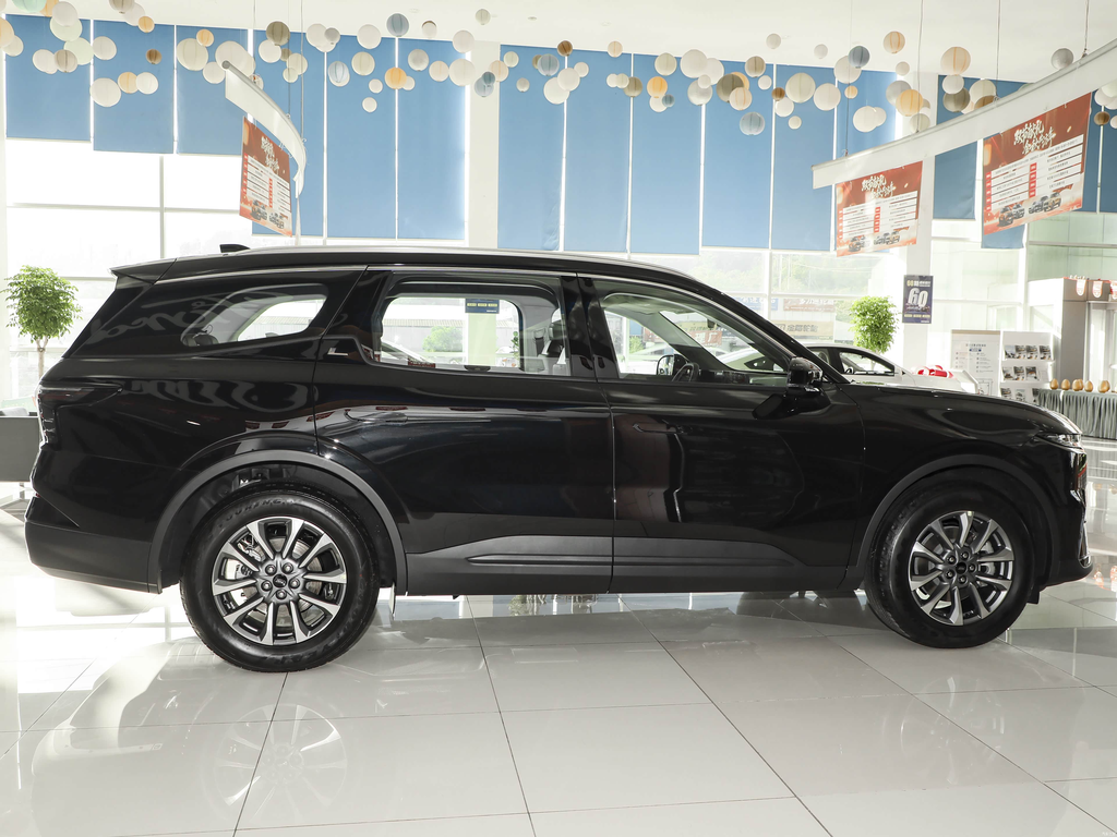 Ford Edge L 2026 2.0T EcoBoost 2WD 7-seat