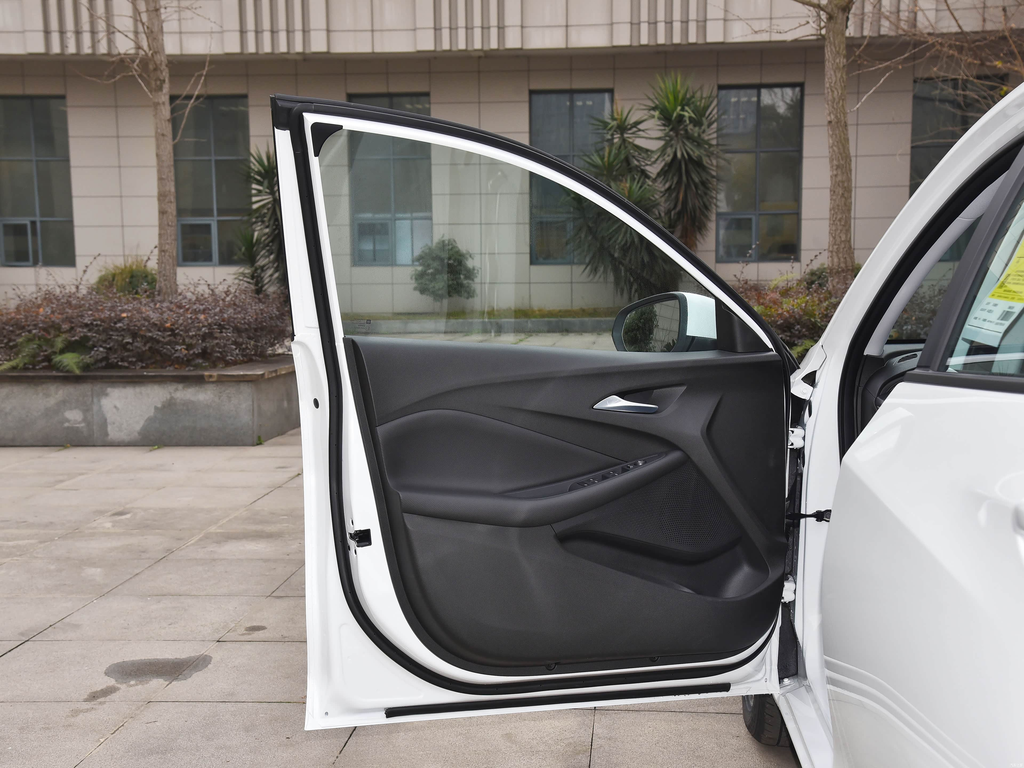 Buick Verano Pro 2023 1.5T Comfort