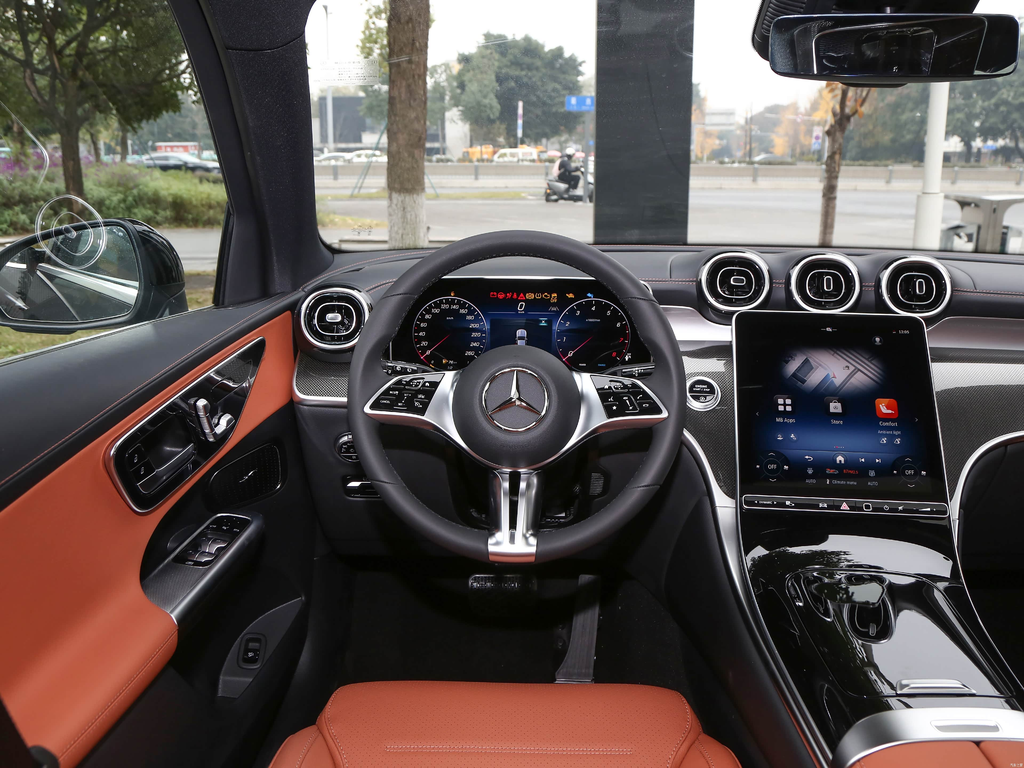 Mercedes-Benz GLC 260L 2026 4MATIC Classic