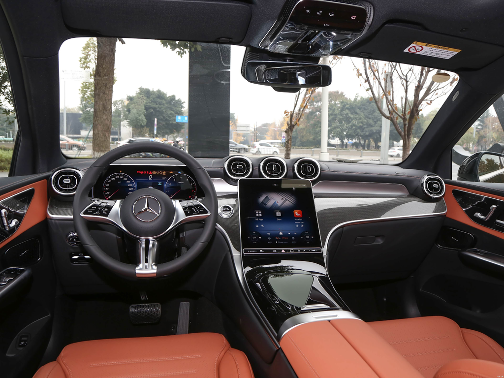 Mercedes-Benz GLC 260L 2026 4MATIC Classic