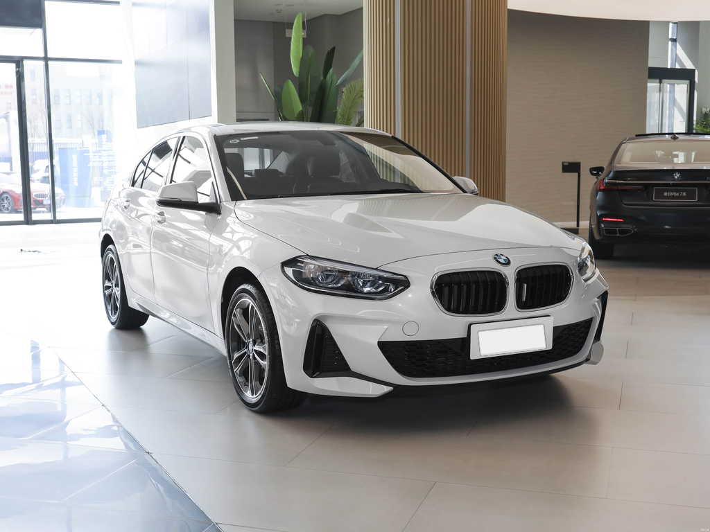 BMW 1 Series 2023 120i M Sport Package