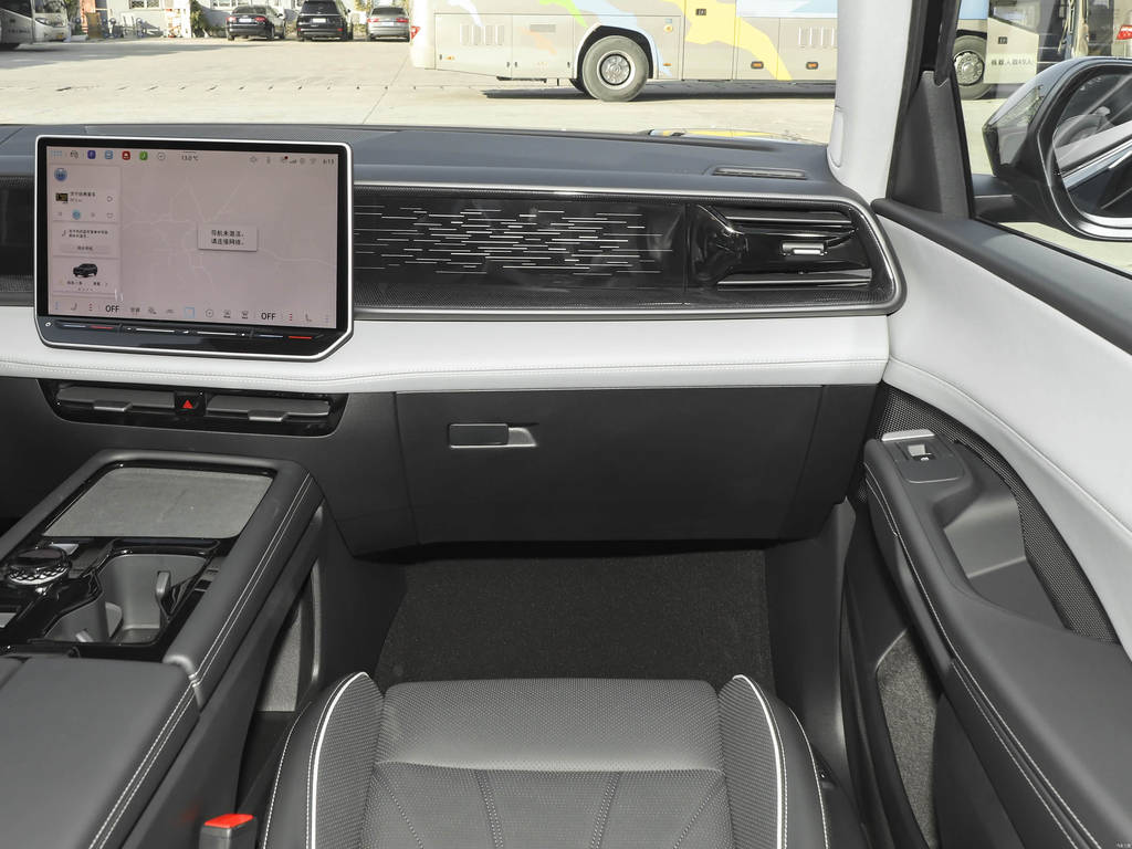 Volkswagen Touron Pro 2026 380TSI 2WD Cross