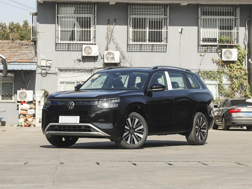 Volkswagen Touron Pro 2026 380TSI 2WD Cross