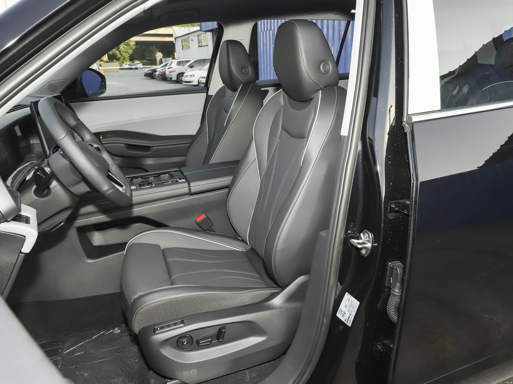 Volkswagen Touron Pro 2026 380TSI 2WD Cross