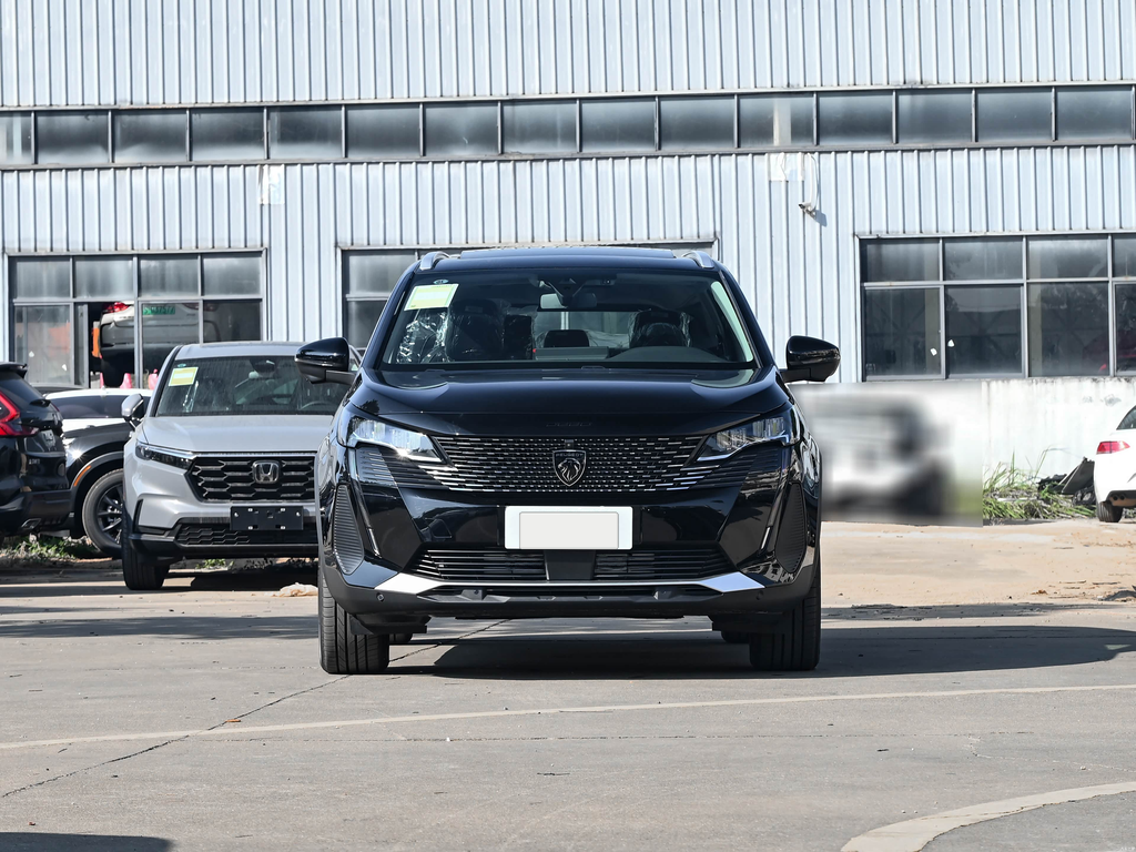 Peugeot 5008 2025 Luxury Edition