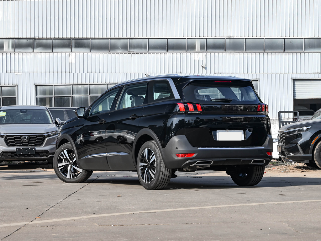 Peugeot 5008 2025 Luxury Edition