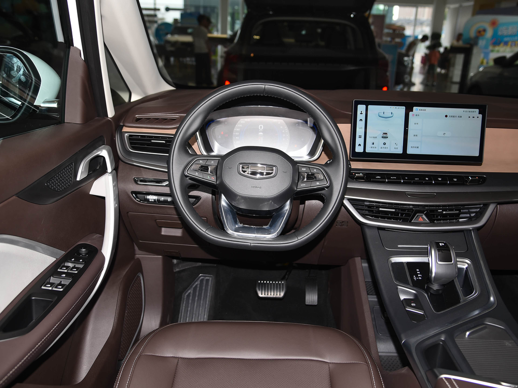 Geely Jiaji 2025 1.5TD DCT Dragon