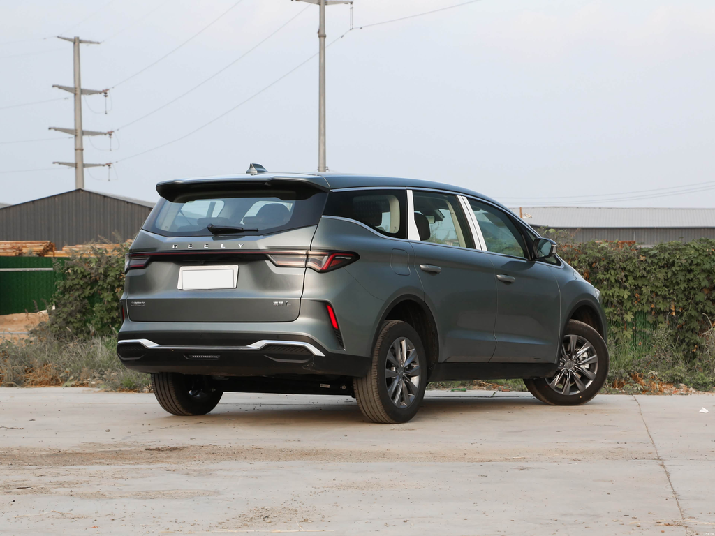 Geely Jiaji 2025 1.5TD DCT Dragon