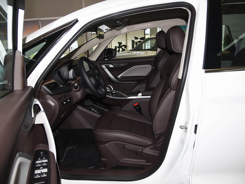 Geely Jiaji 2025 1.5TD DCT Dragon