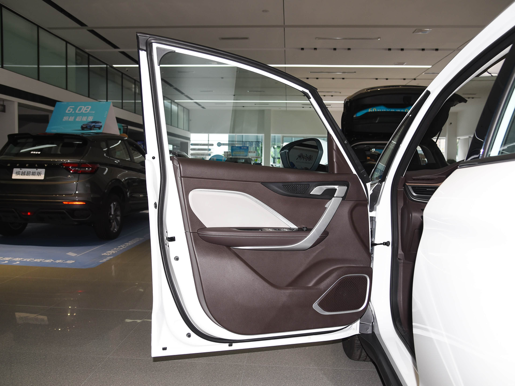 Geely Jiaji 2025 1.5TD DCT Dragon