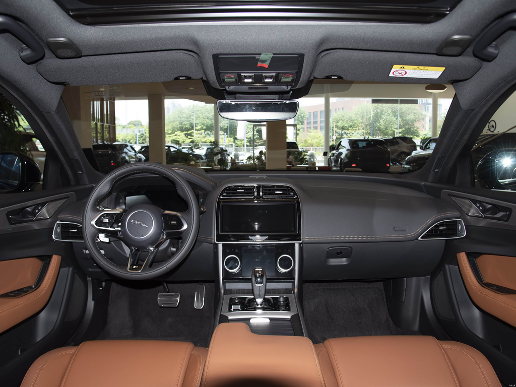 Jaguar XEL 2025 2.0T 250PS R-Dynamic 90th