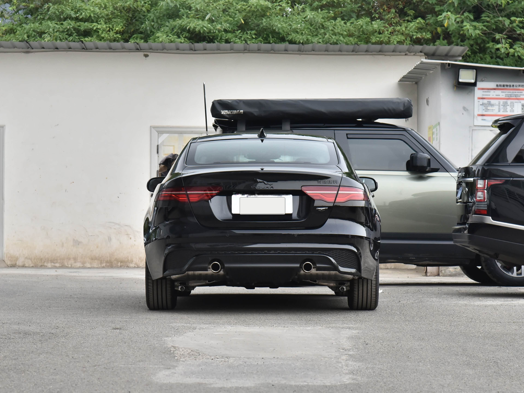 Jaguar XEL 2025 2.0T 250PS R-Dynamic 90th