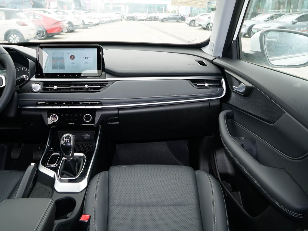 Chery Tiggo 5x 2025 1.5L MT Excellence