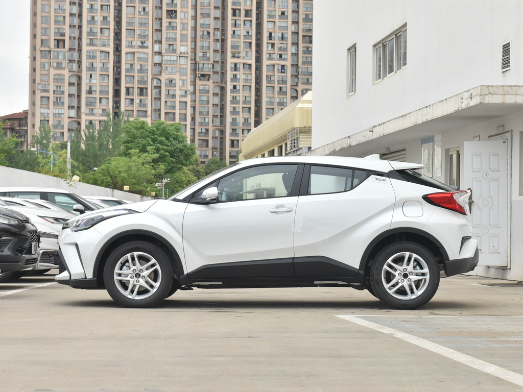 Toyota C-HR 2023 2.0L Comfort