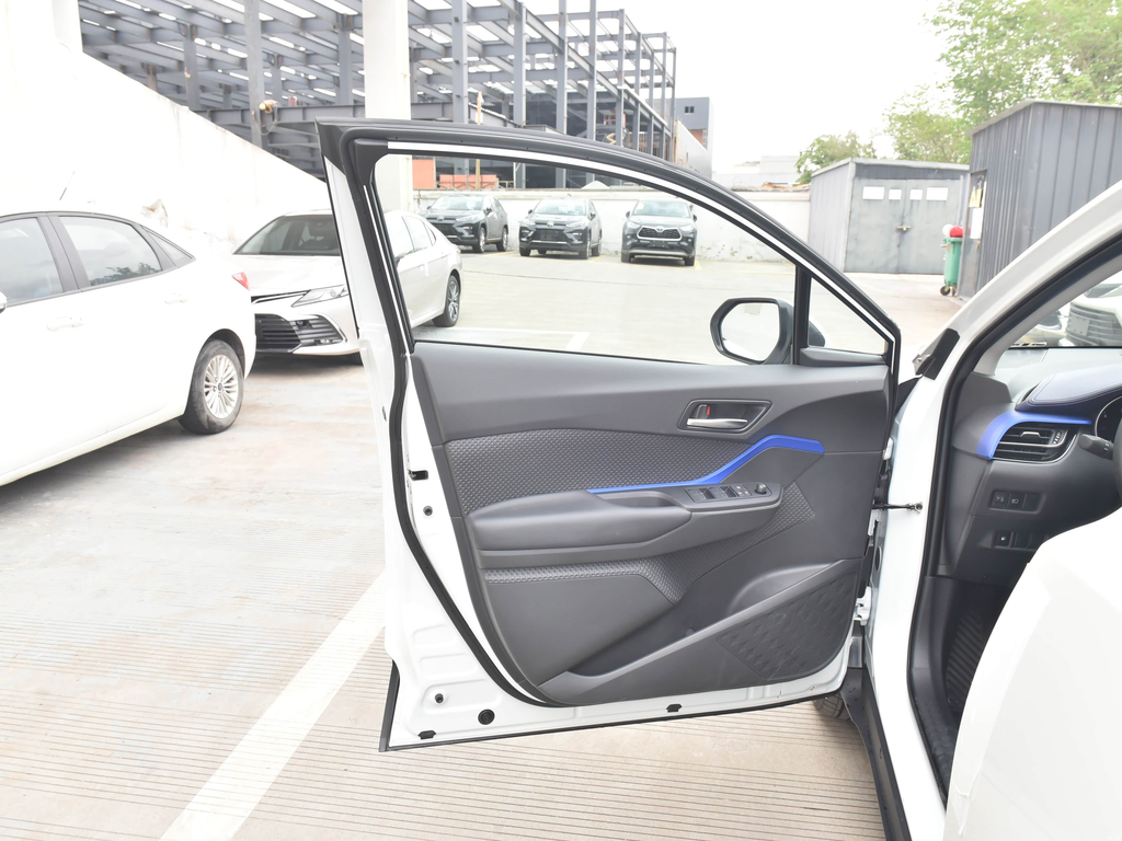 Toyota C-HR 2023 2.0L Comfort