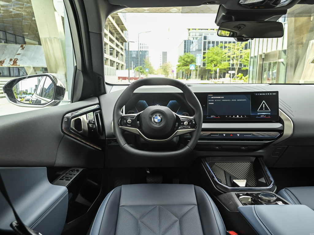 BMW X3 2025 xDrive25L Luxury Package