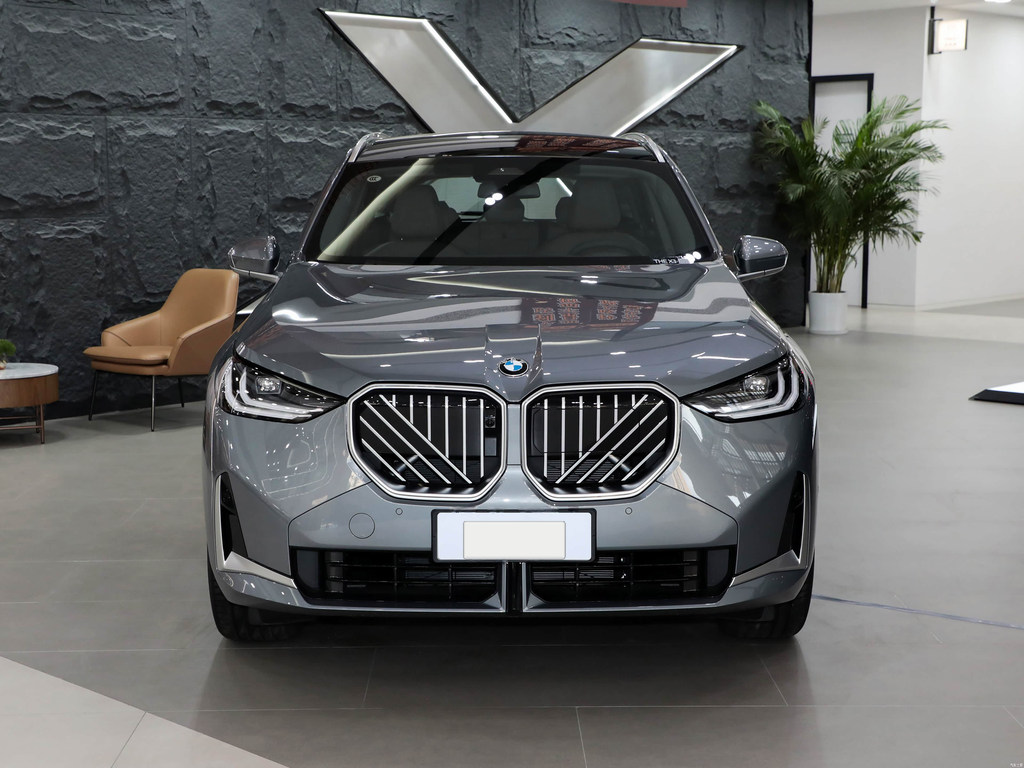 BMW X3 2025 xDrive25L Luxury Package