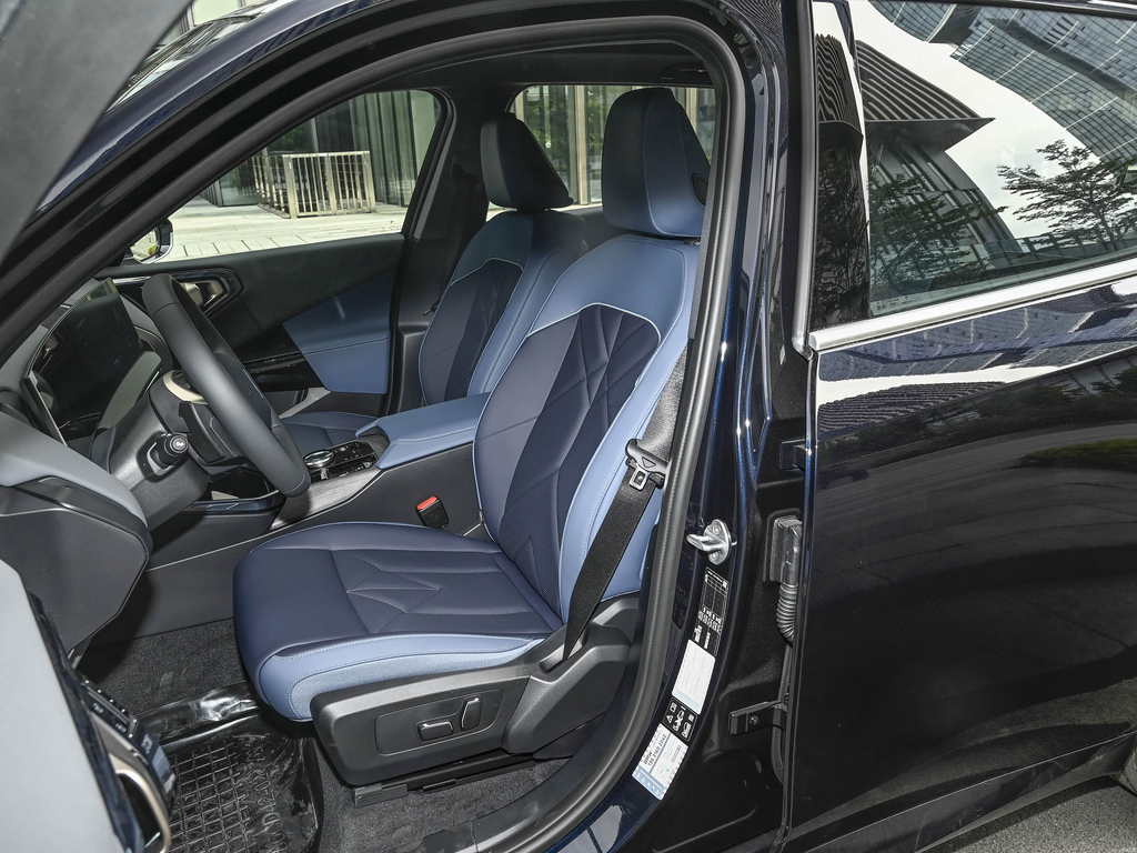 BMW X3 2025 xDrive25L Luxury Package