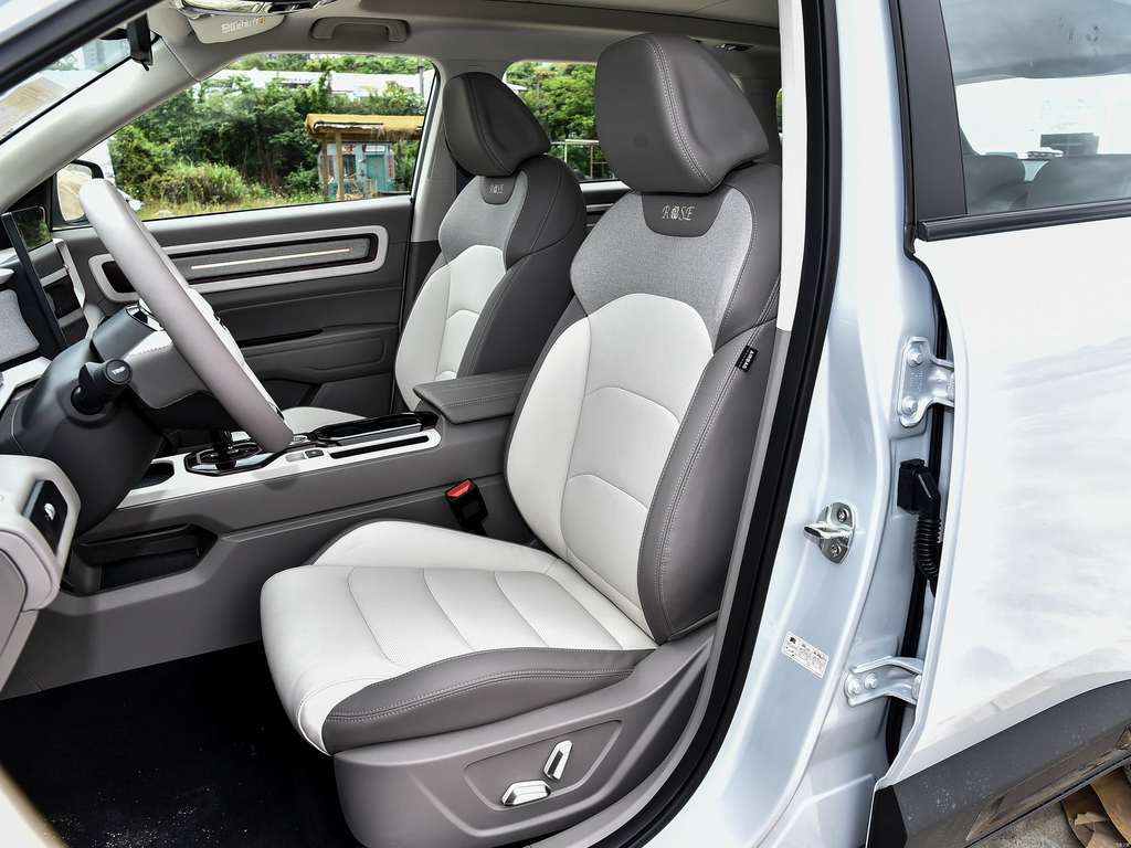 Geely Icon Chocolate 2026 1.5TD Premium