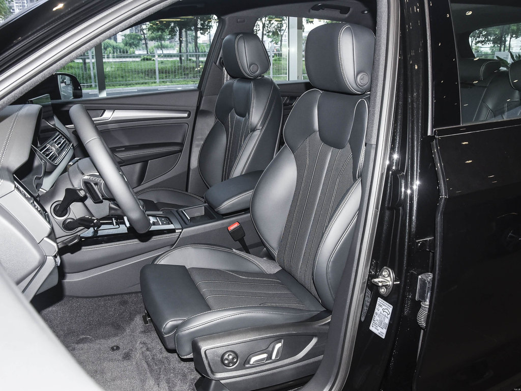 Audi Q5L 2026 45 Anniversary 40 TFSI Sport Edition