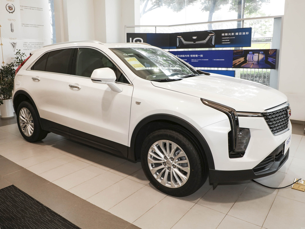 Cadillac XT4 2024 25T 2WD Urban Edition