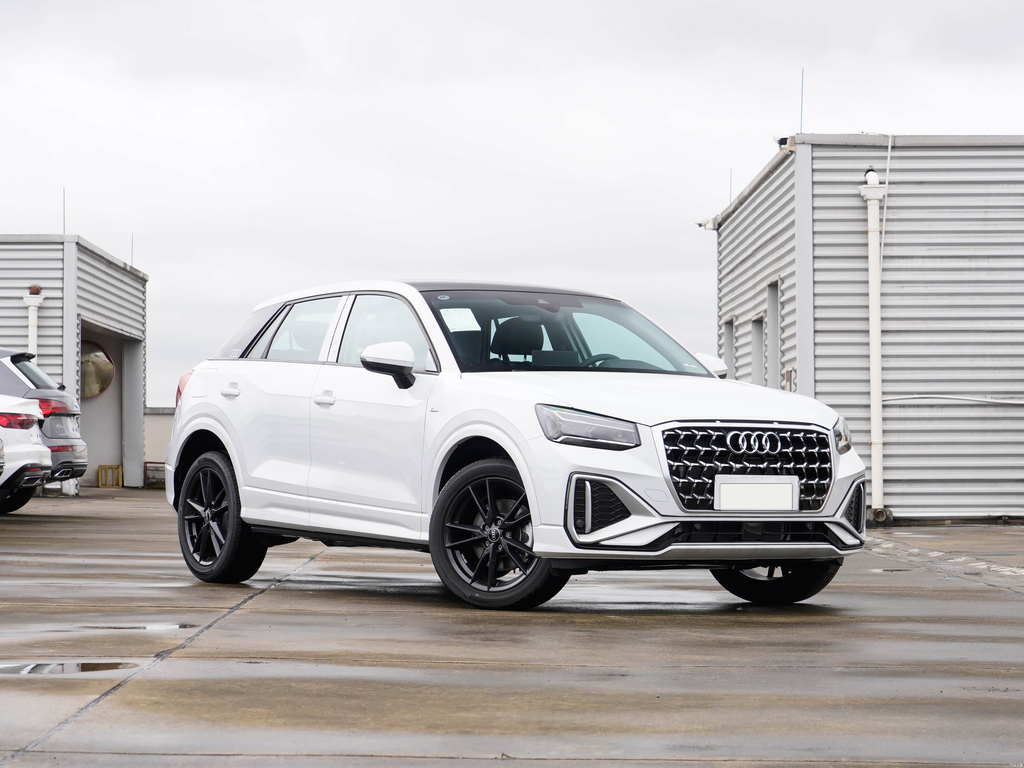 Audi Q2L 2025 35 TFSI Progressive Sport