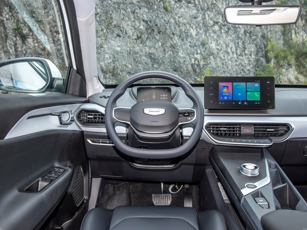 Geely Geometry A 2024 410KM Travel Edition