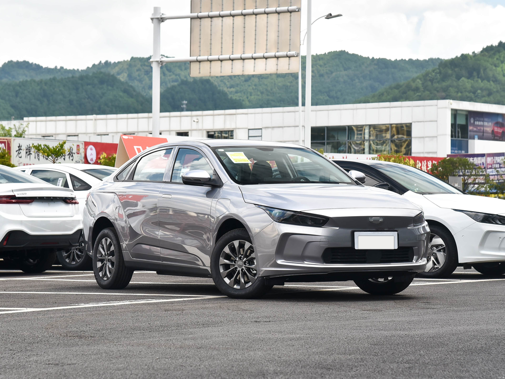 Geely Geometry A 2024 410KM Travel Edition