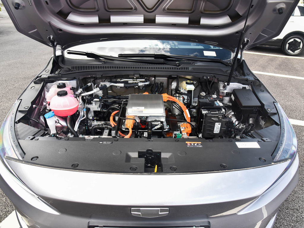 Geely Geometry A 2024 410KM Travel Edition