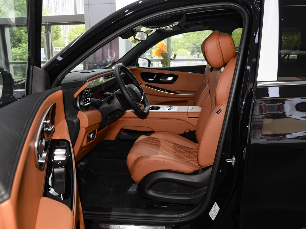 Chery EXEED Lanyue 2026 400T 2WD Star Edition 6 seats