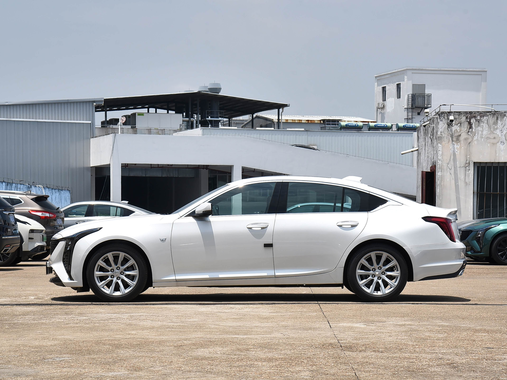 Cadillac CT5 2025 28T City Style Edition