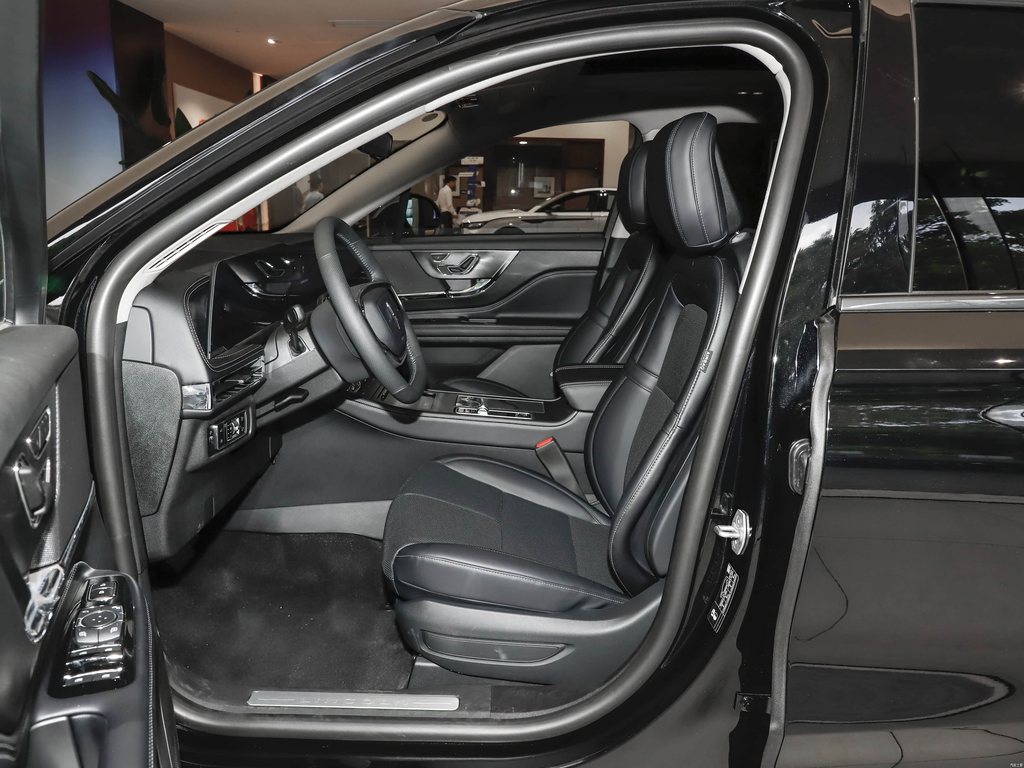 Lincoln Corsair 2025 1.5T 2WD Hybrid Premium