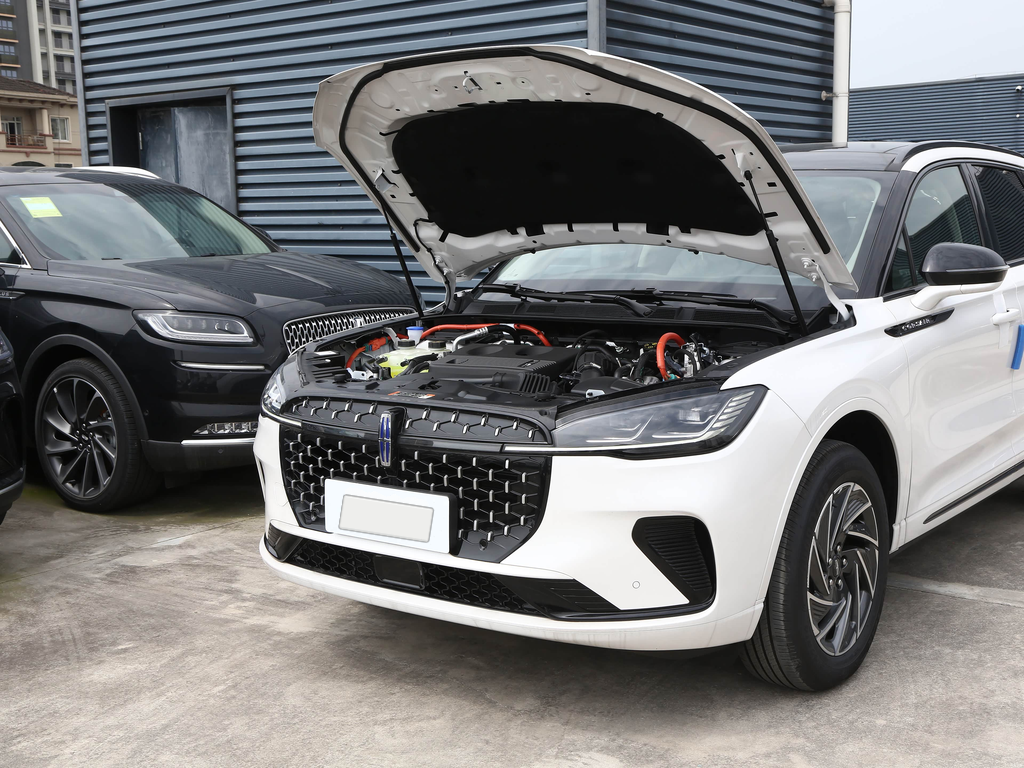 Lincoln Corsair 2025 1.5T 2WD Hybrid Premium