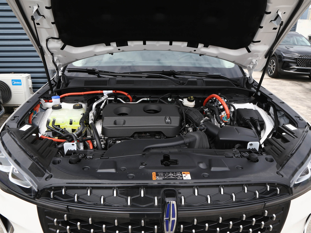 Lincoln Corsair 2025 1.5T 2WD Hybrid Premium