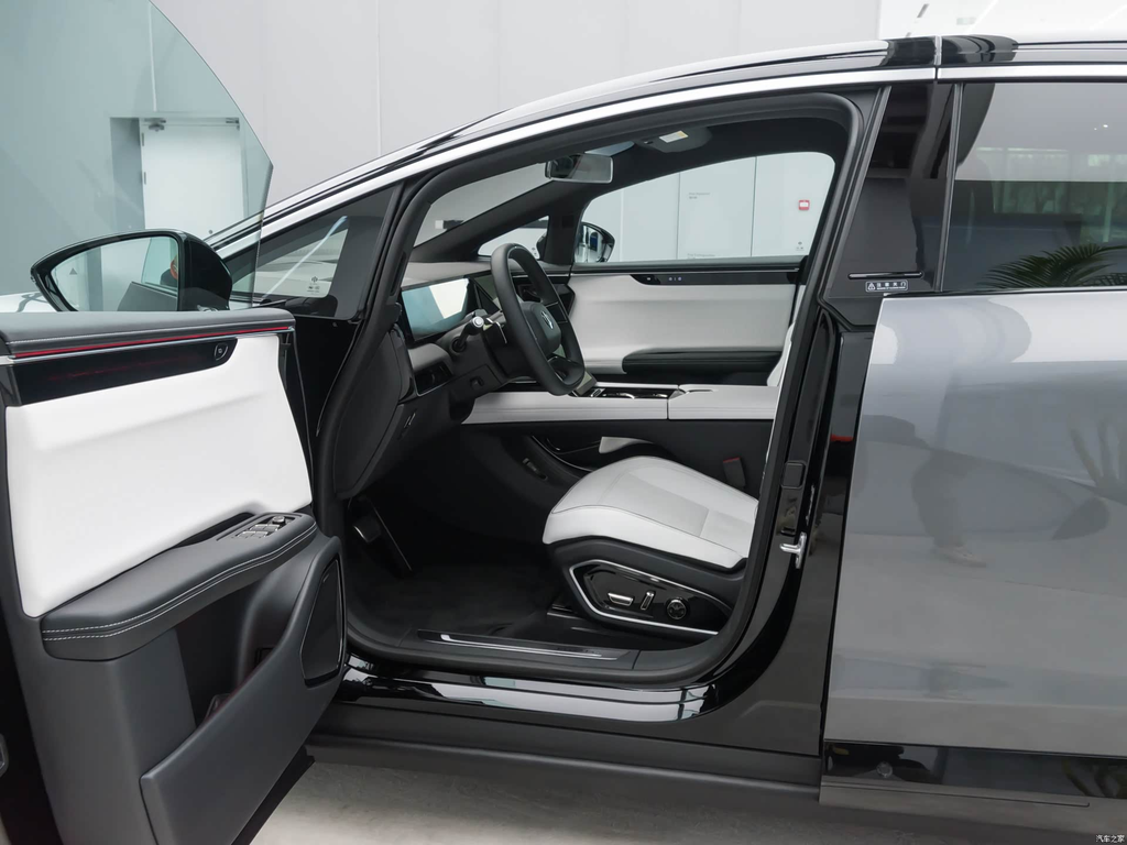 HiPhi X 2022 6-seat Long Range Premium