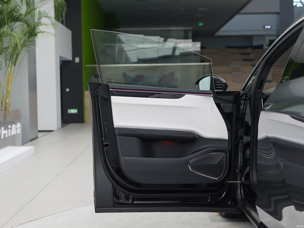 HiPhi X 2022 6-seat Long Range Premium