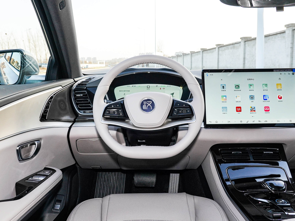 BYD Han 2025 EV Smart Drive 506KM Premium